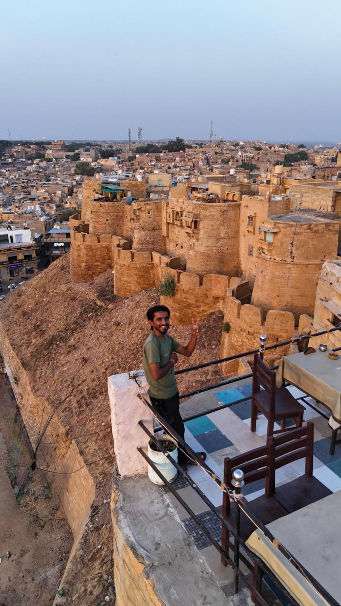 Hostel Desert Home Stay ジャイサルメール エクステリア 写真